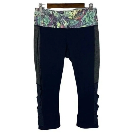Lululemon Var-City Mesh Leg Crop Athletic Pants 8 - Picture 1 of 5